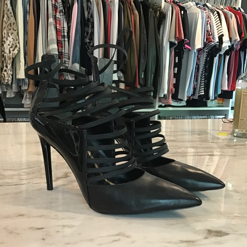 Kenneth Cole Strappy Heels